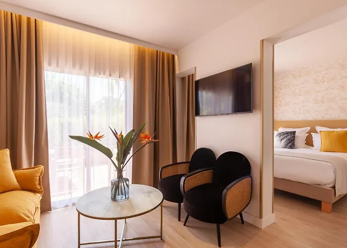 Hotel La Piscine